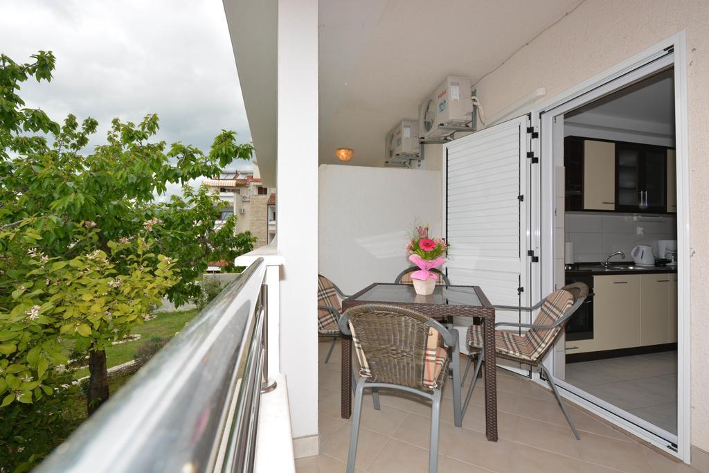 Apartments Maslina Trogir Exterior foto